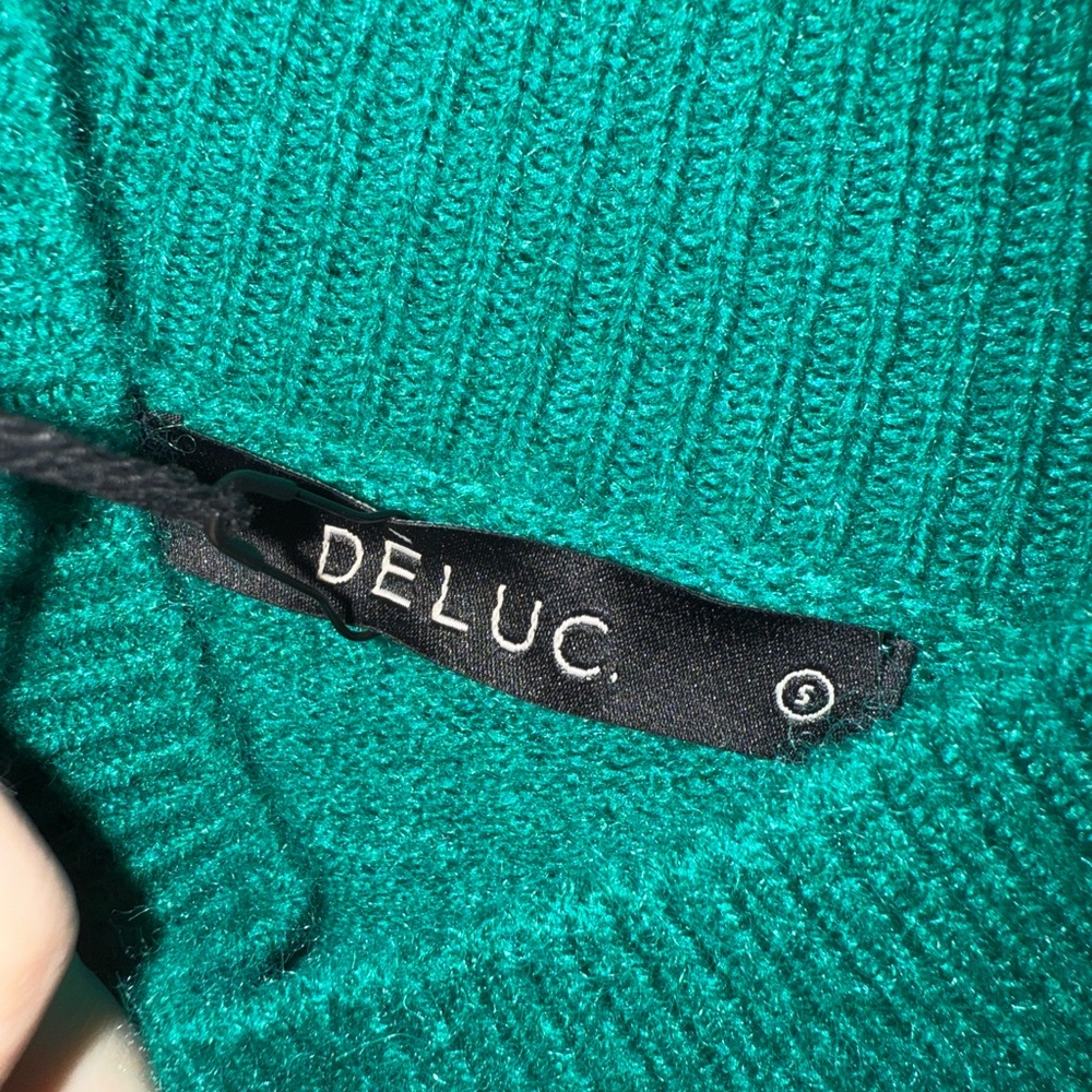 Green sweater - Picture 4 of 4